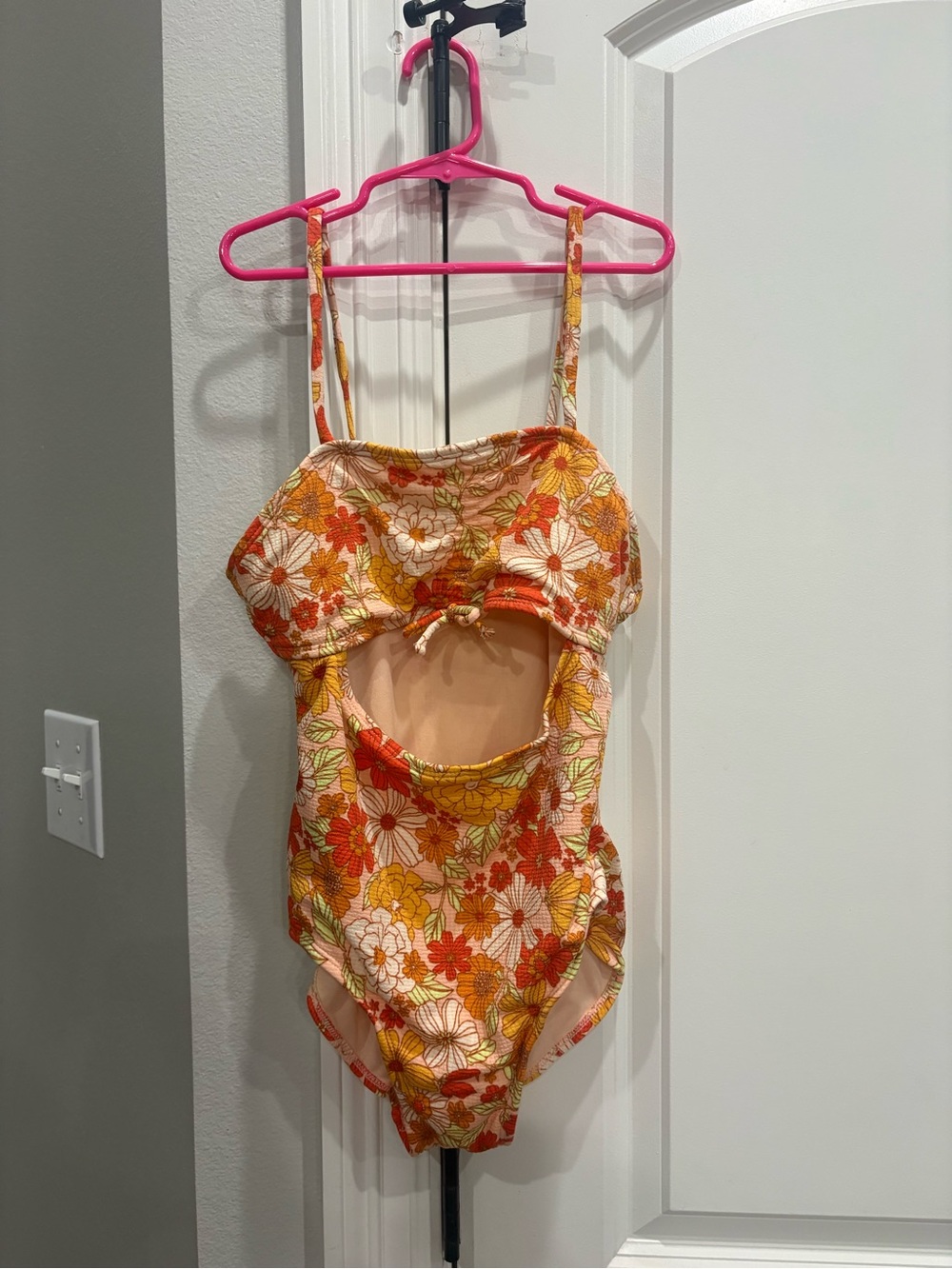 art class shades of orange floral one piece girls large 10/12 swimsuit